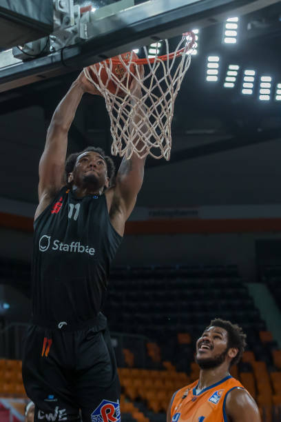 任何一名攻 任何一名攻